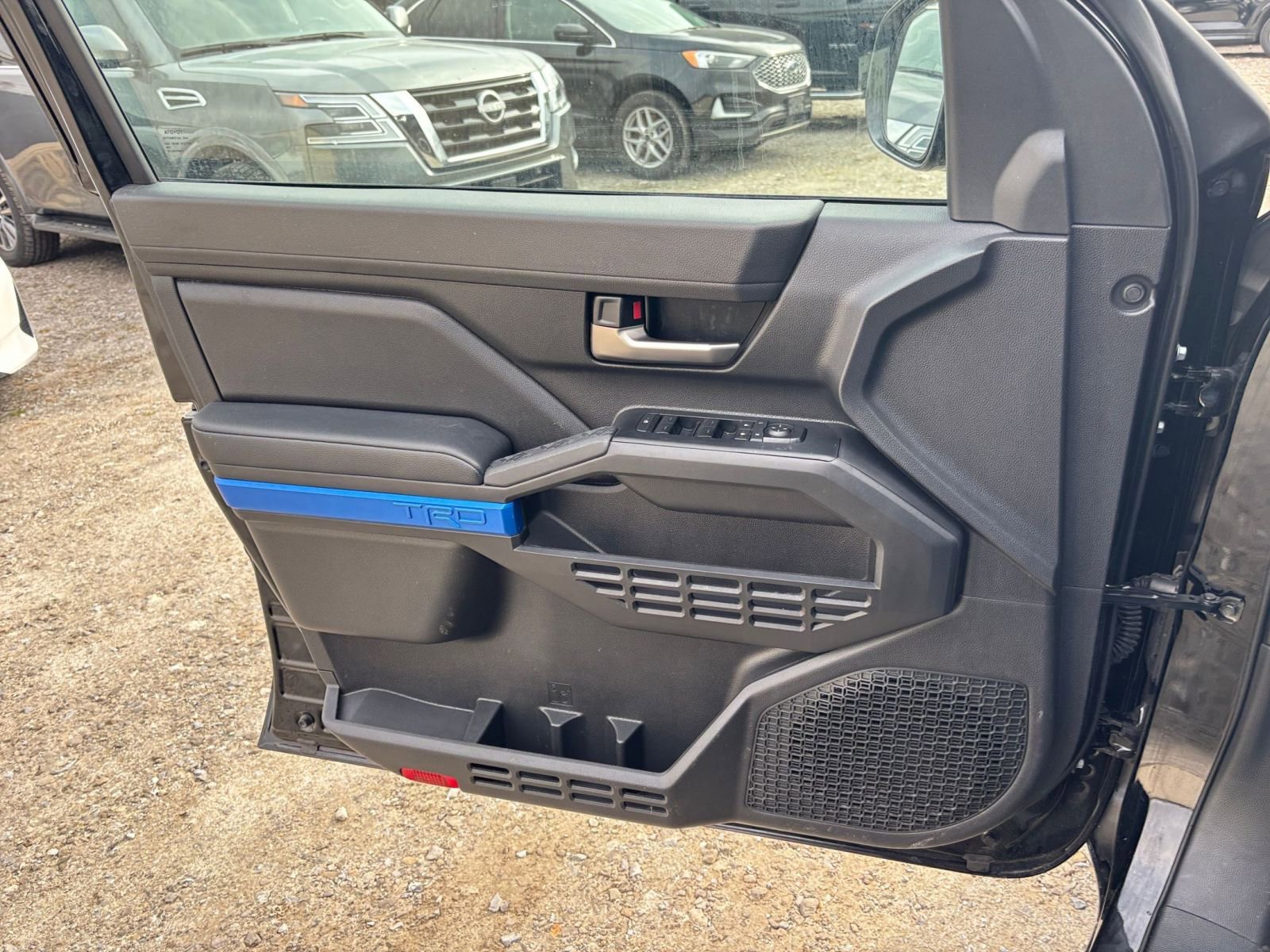 Used 2025 Toyota Tacoma SR image 20