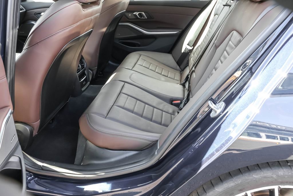 Used 2024 BMW 330e xDrive image 31