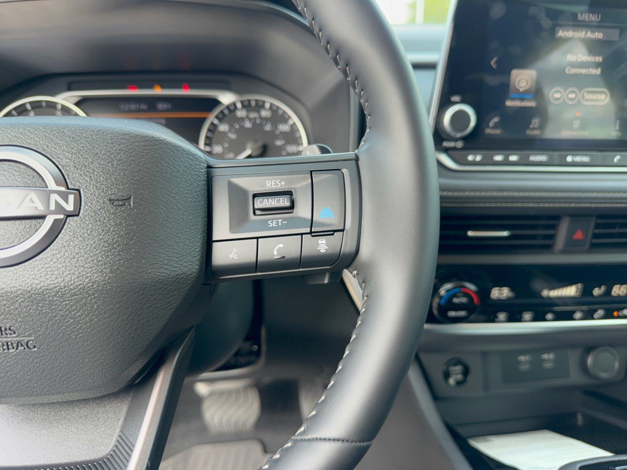 Certified 2026 Nissan Rogue SV FWD image 19