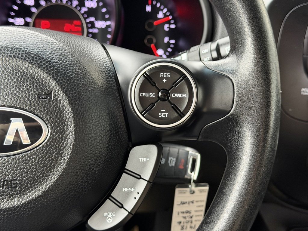 Used 2016 Kia Soul + image 21