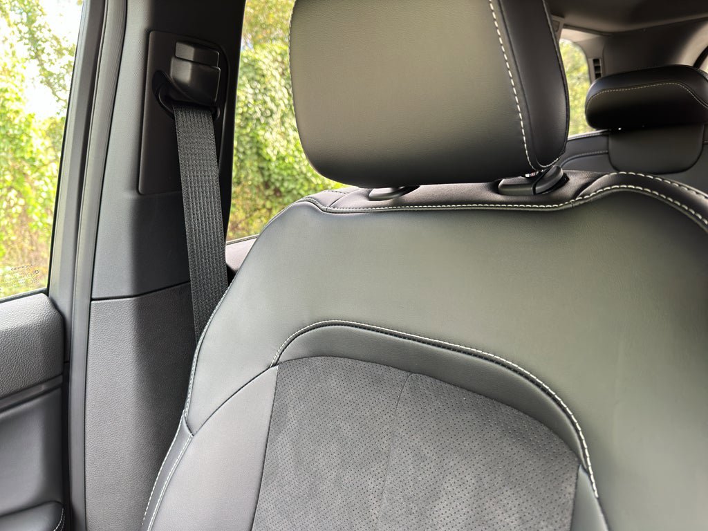 New 2025 Jeep Grand Cherokee Altitude RWD image 18