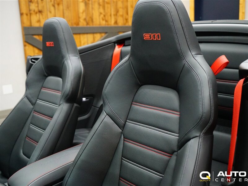 Used 2023 Porsche 911 Carrera GTS RWD image 24