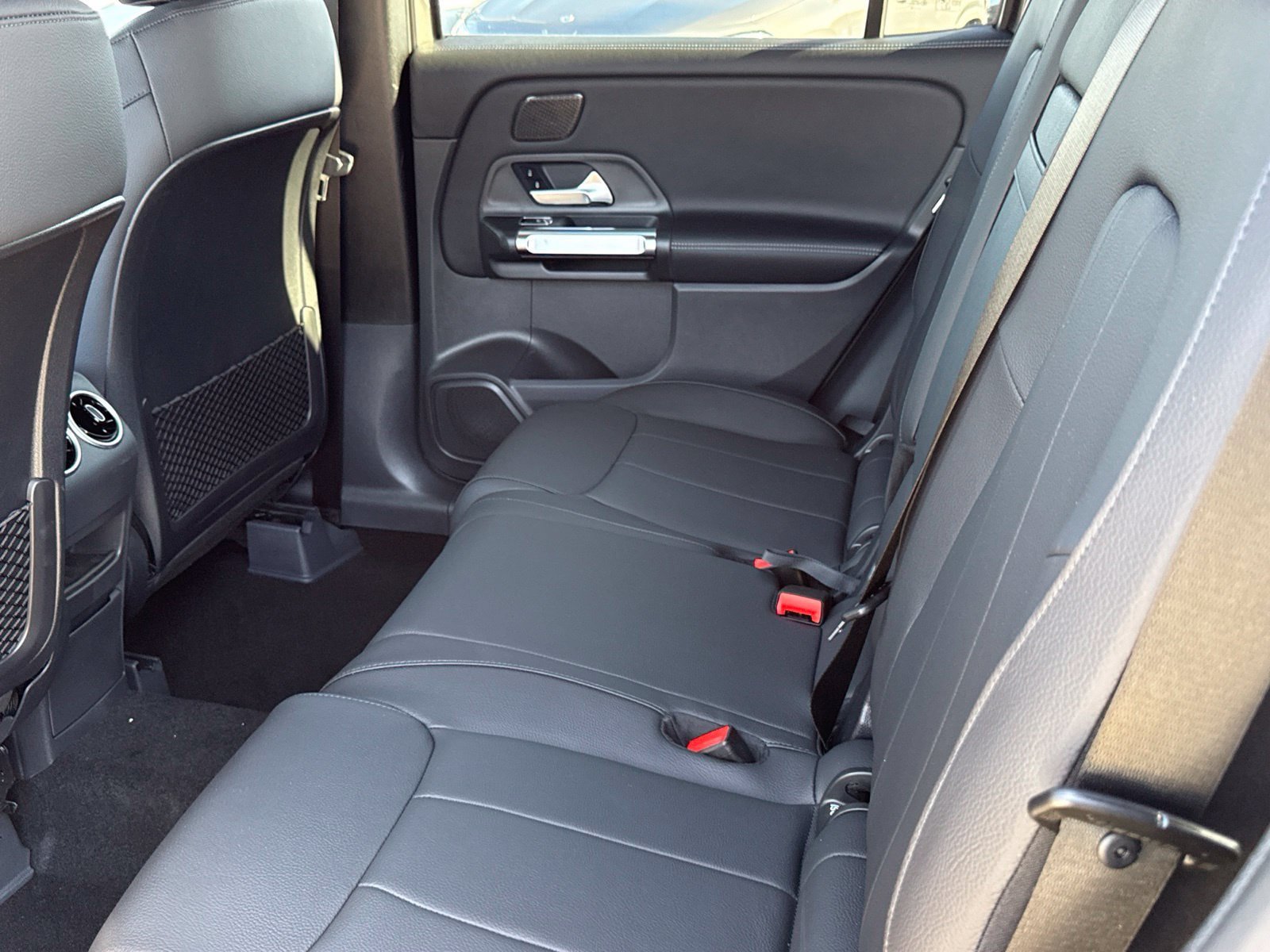 New 2026 Mercedes-Benz GLB 250 4MATIC image 29
