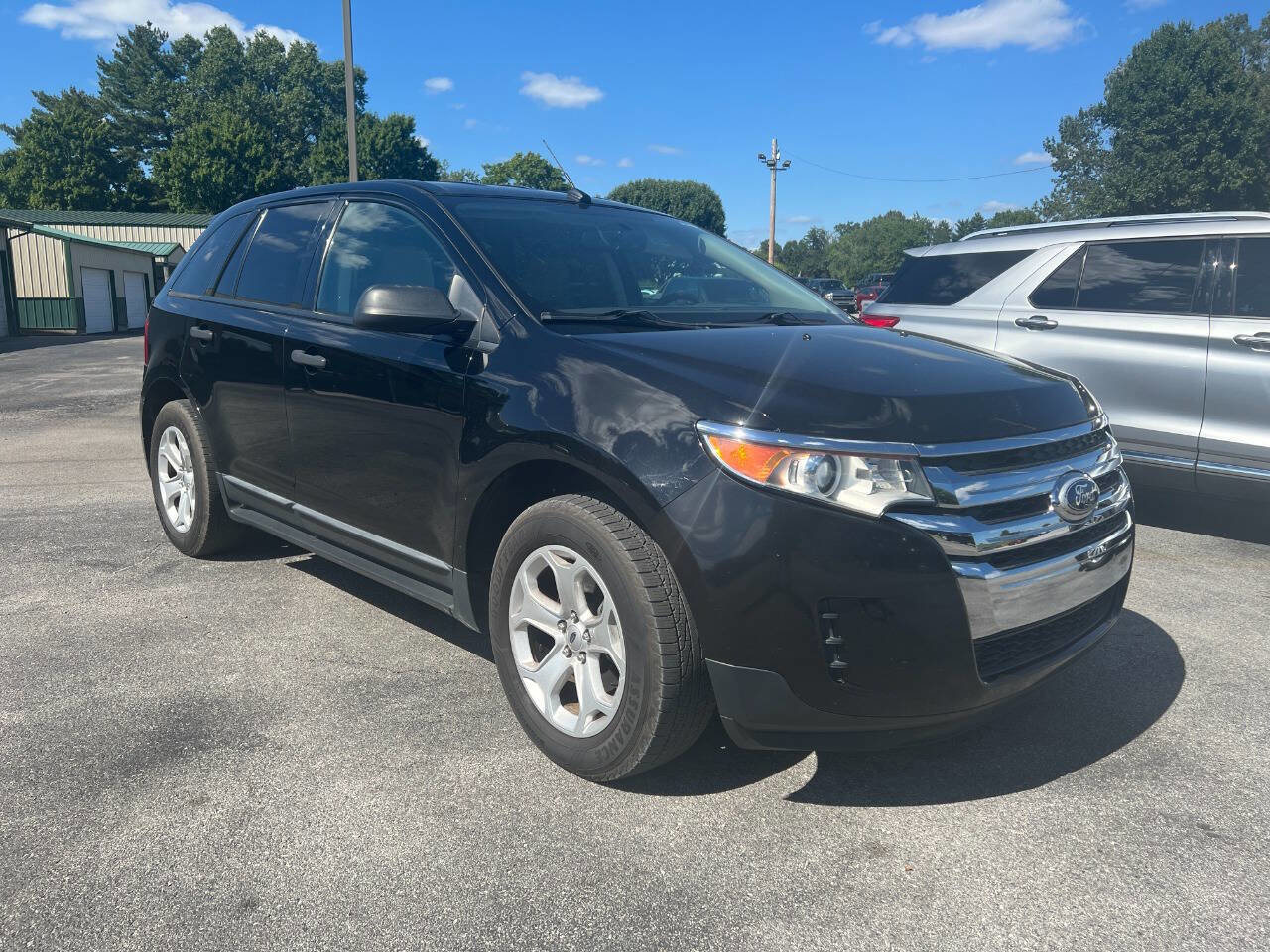 Used 2012 Ford Edge SE image 1