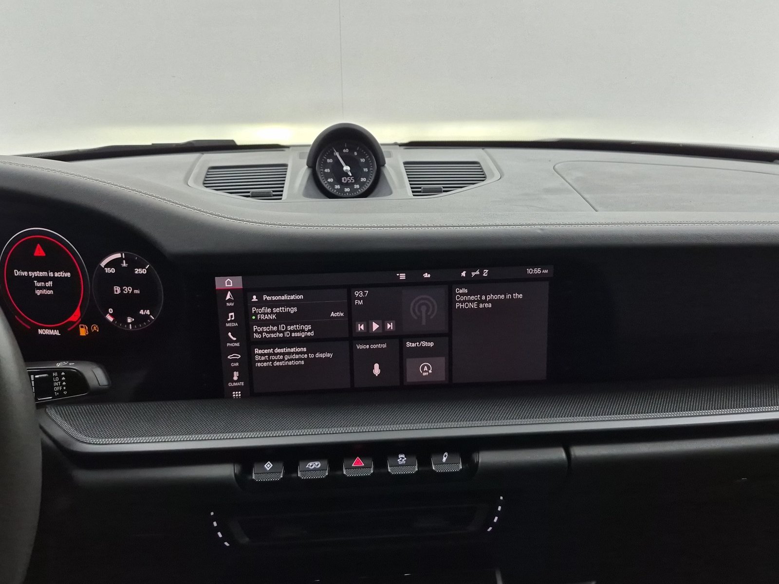 Certified 2020 Porsche 911 Carrera 4S AWD/4WD image 16