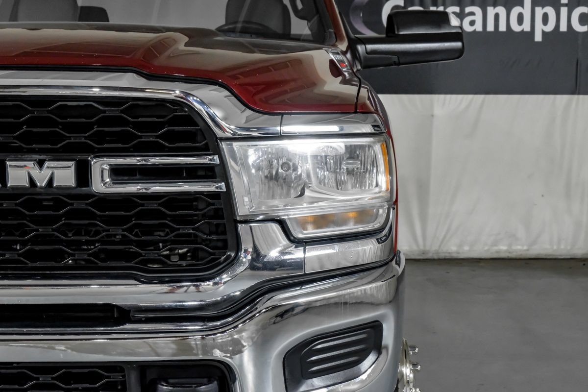 Used 2022 RAM 3500 Tradesman w/ Chrome Appearance Group AWD/4WD image 38