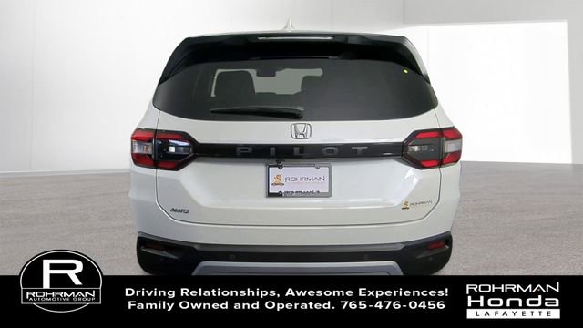 New 2025 Honda Pilot EX-L image 8