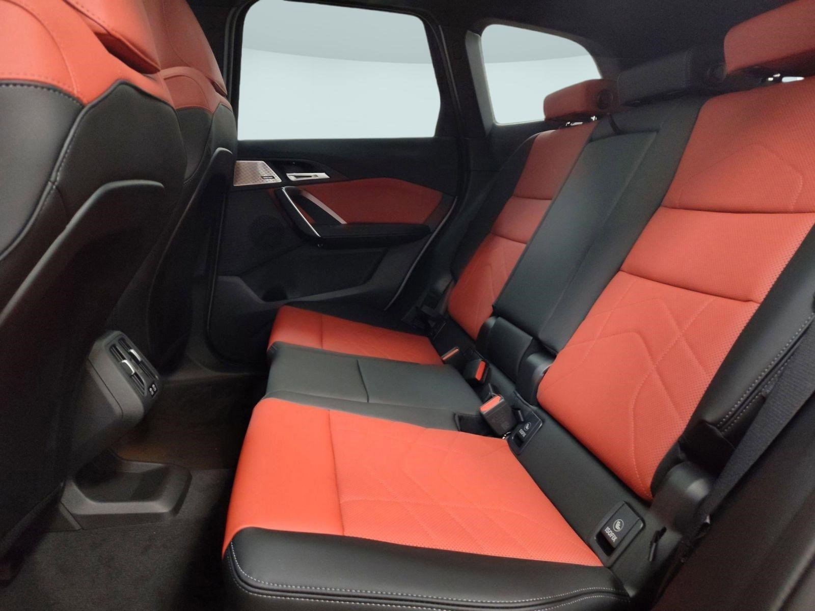 Used 2025 BMW X1 xDrive28i w/ Convenience Package image 13