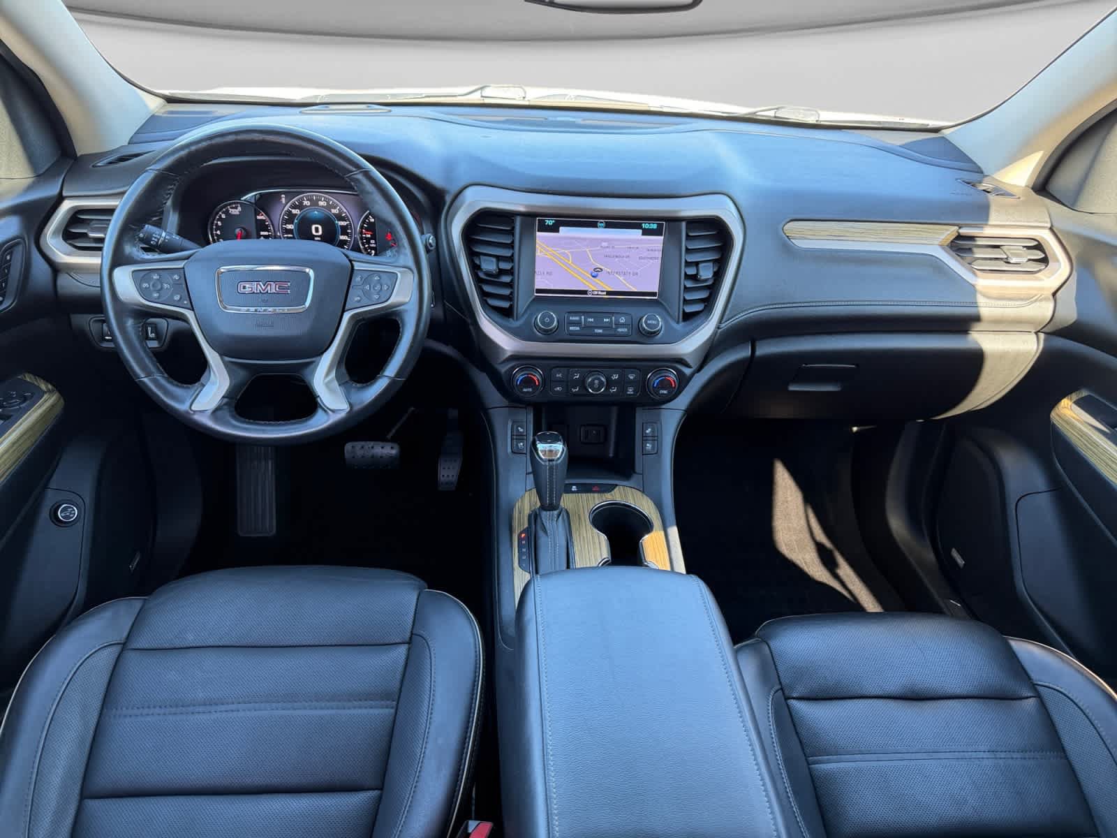 Used 2018 GMC Acadia Denali w/ Technology Package AWD/4WD image 15