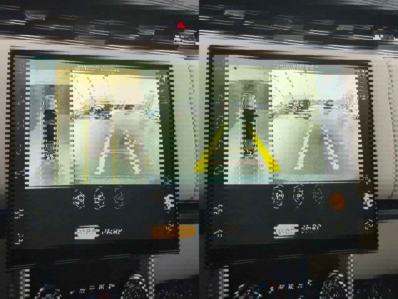 Certified 2023 Land Rover Range Rover SE image 31