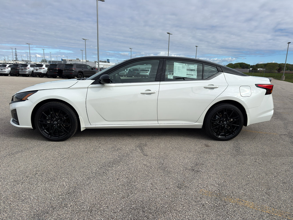 New 2026 Nissan Altima 2.5 SR AWD/4WD image 6