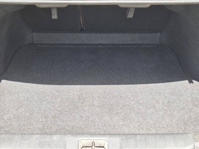 Used 2022 Nissan Sentra SV w/ SV Premium Package FWD image 6