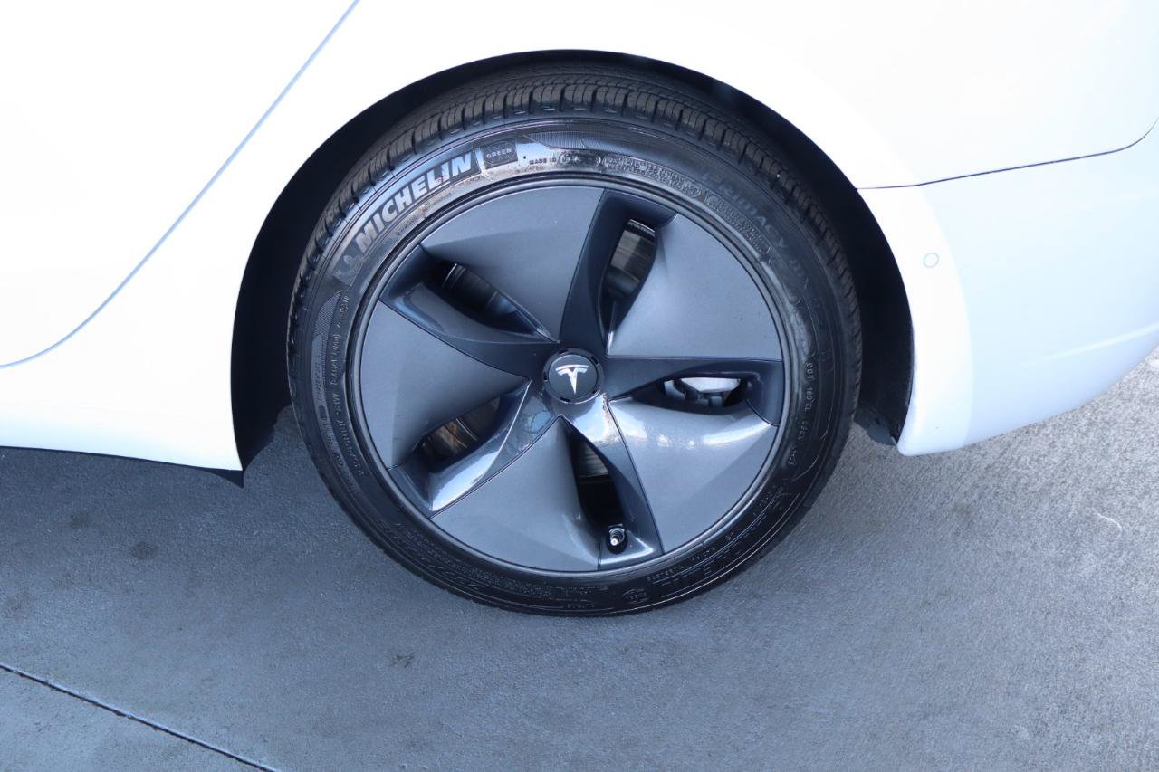 Used 2018 Tesla Model 3 Long Range RWD image 11