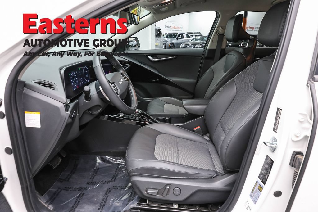 Used 2023 Kia Niro Wind w/ Wind Preserve Package FWD image 14
