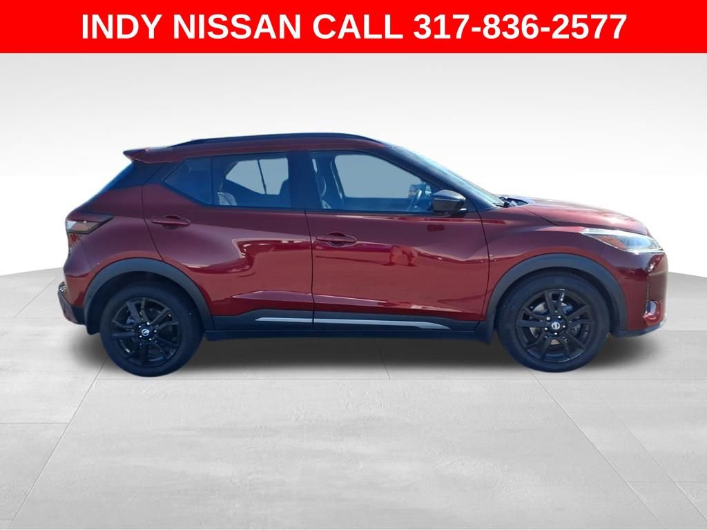 Used 2021 Nissan Kicks SR FWD image 9