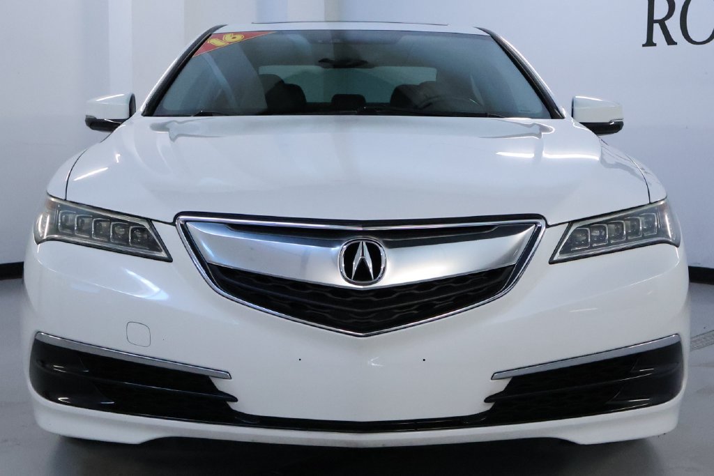 Used 2016 Acura TLX w/ Technology Package FWD image 2