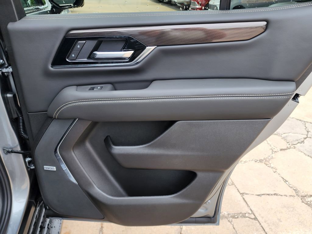 New 2026 GMC Yukon Elevation AWD/4WD image 46
