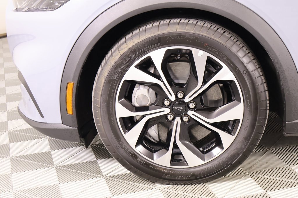 Used 2025 Ford Mustang Mach-E Select w/ Comfort Package Lite image 18