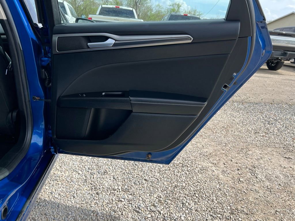 Used 2017 Ford Fusion S w/ Equipment Group 101A image 17