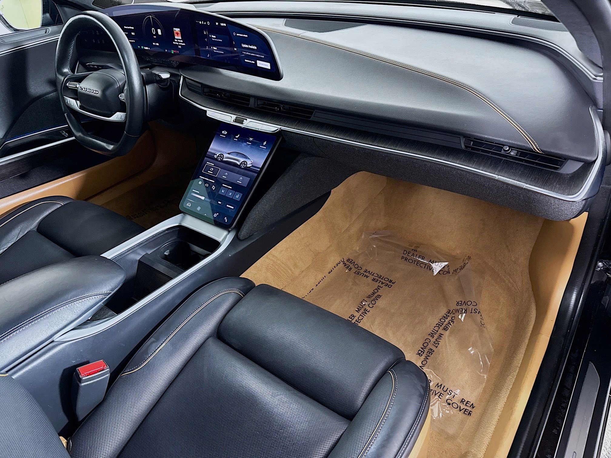 Used 2023 Lucid Air Touring image 30