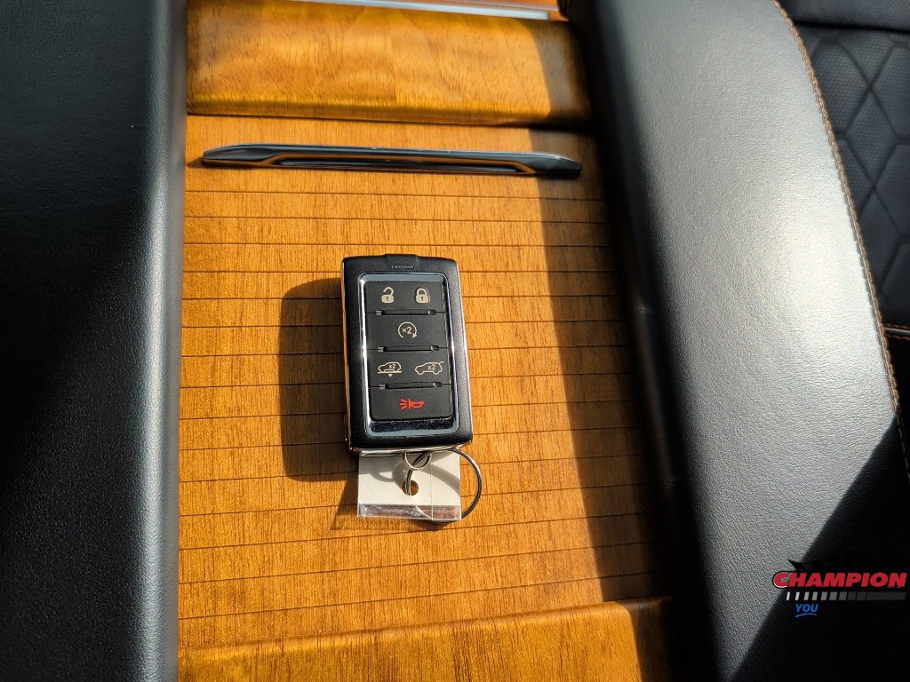 Used 2022 Jeep Grand Wagoneer Series III w/ Rear-Seat Entertainment Group AWD/4WD image 45