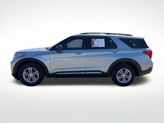Used 2022 Ford Explorer XLT image 4