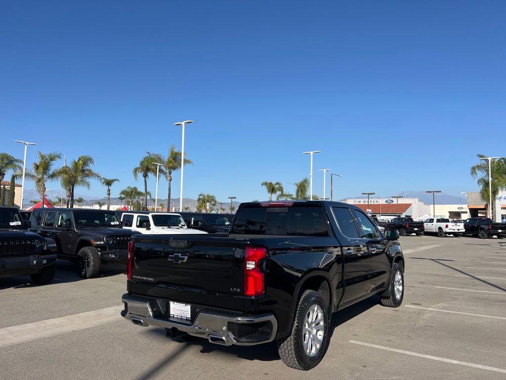 Used 2023 Chevrolet Silverado 1500 LTZ image 9