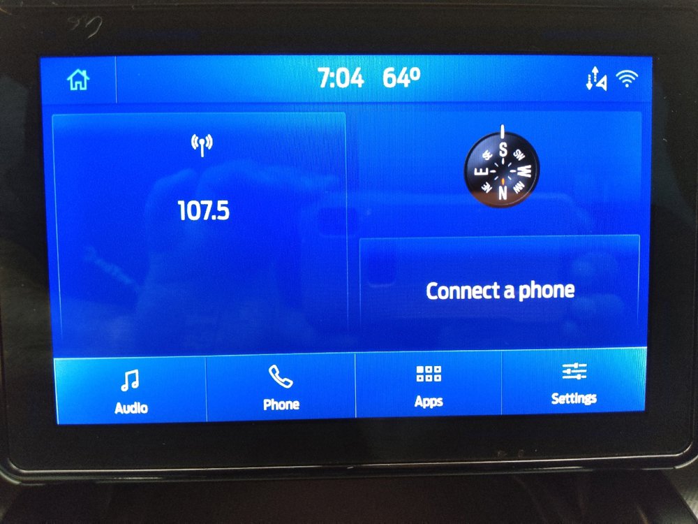 Used 2020 Ford Explorer XLT w/ Equipment Group 202A image 25