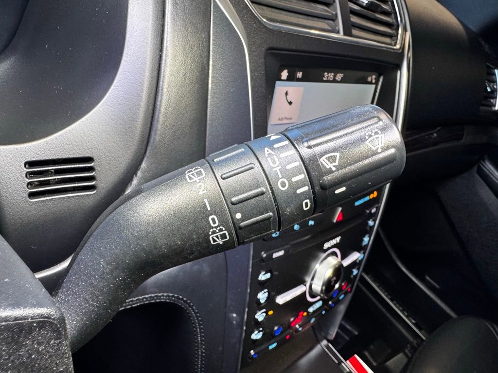 Used 2019 Ford Explorer Platinum image 28