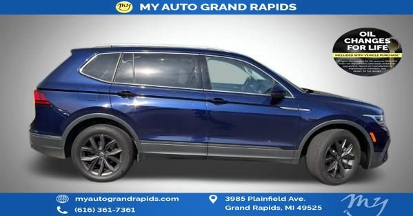 Used 2022 Volkswagen Tiguan SE AWD/4WD image 4