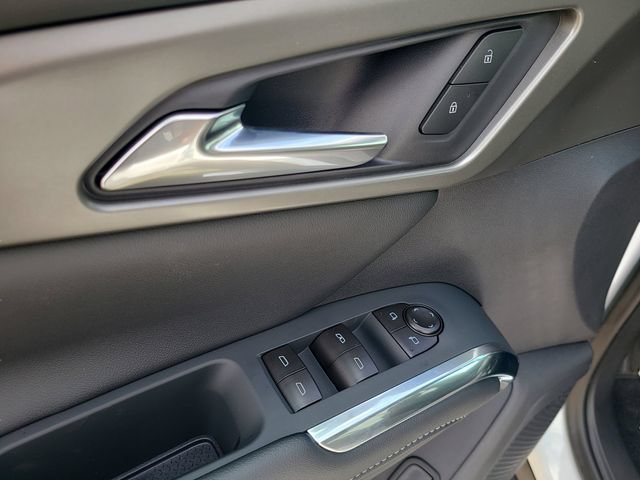 New 2026 Chevrolet Traverse LT FWD image 16