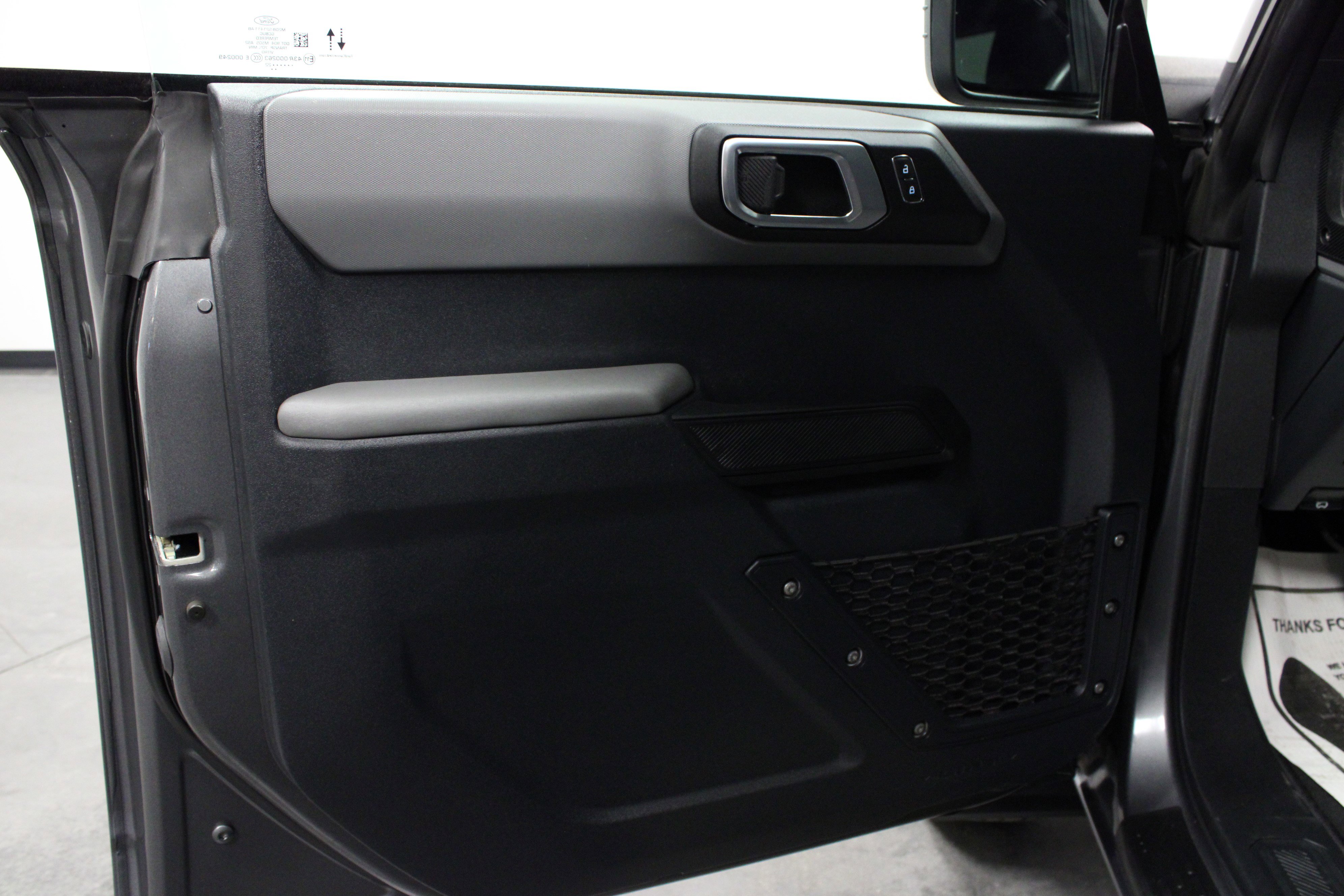 Used 2022 Ford Bronco Big Bend image 11