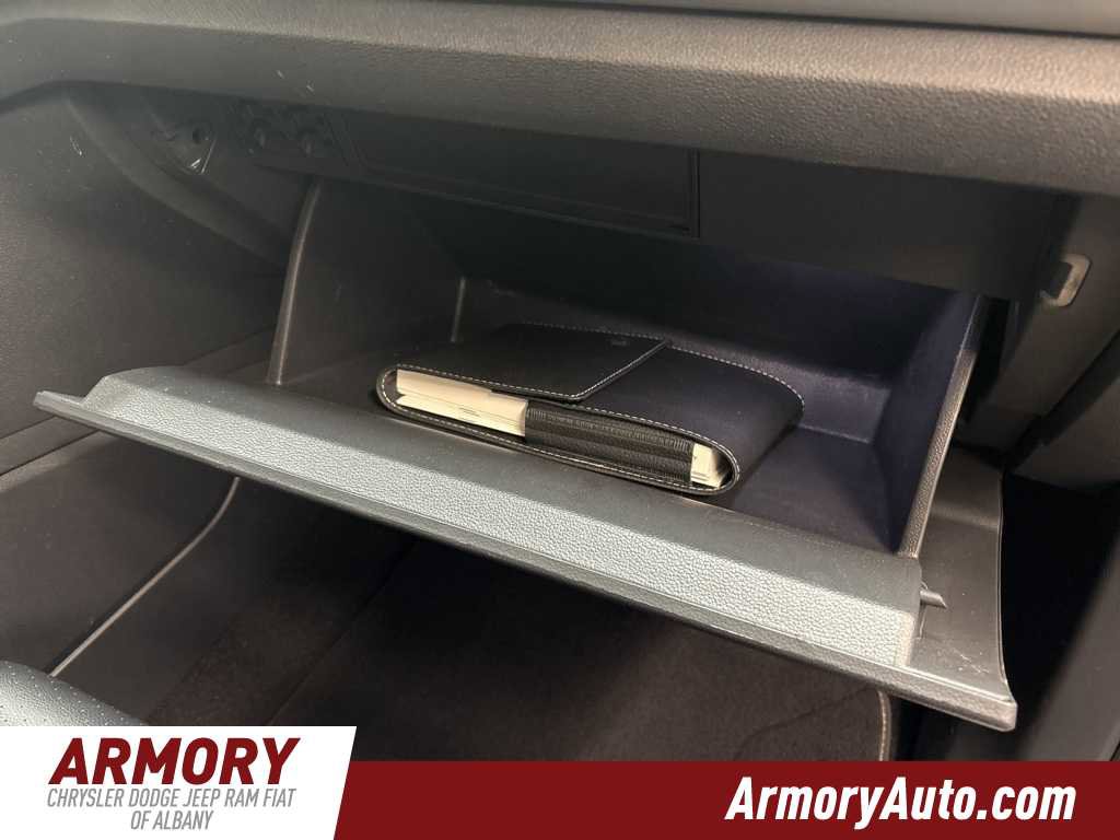 Used 2022 Volkswagen Atlas SE w/ Panoramic Sunroof Package image 46