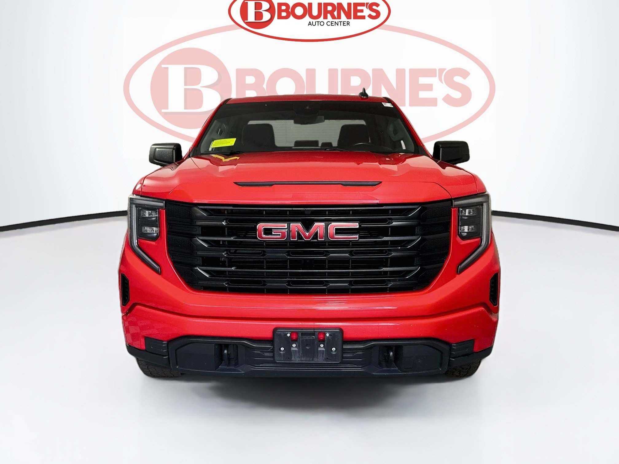 Used 2023 GMC Sierra 1500 Pro w/ Graphite Edition AWD/4WD image 4