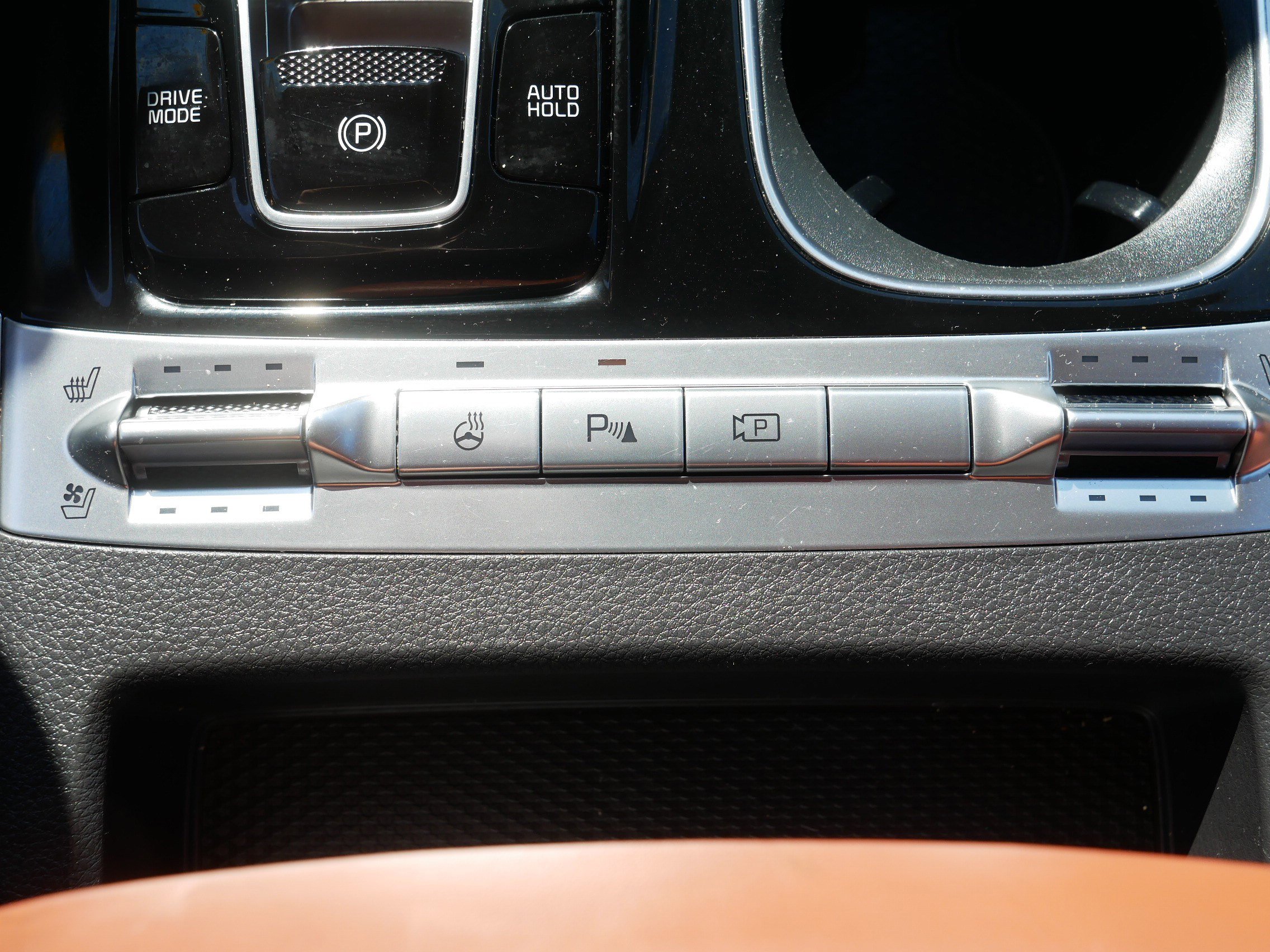 Certified 2022 Kia Carnival SX Prestige image 31