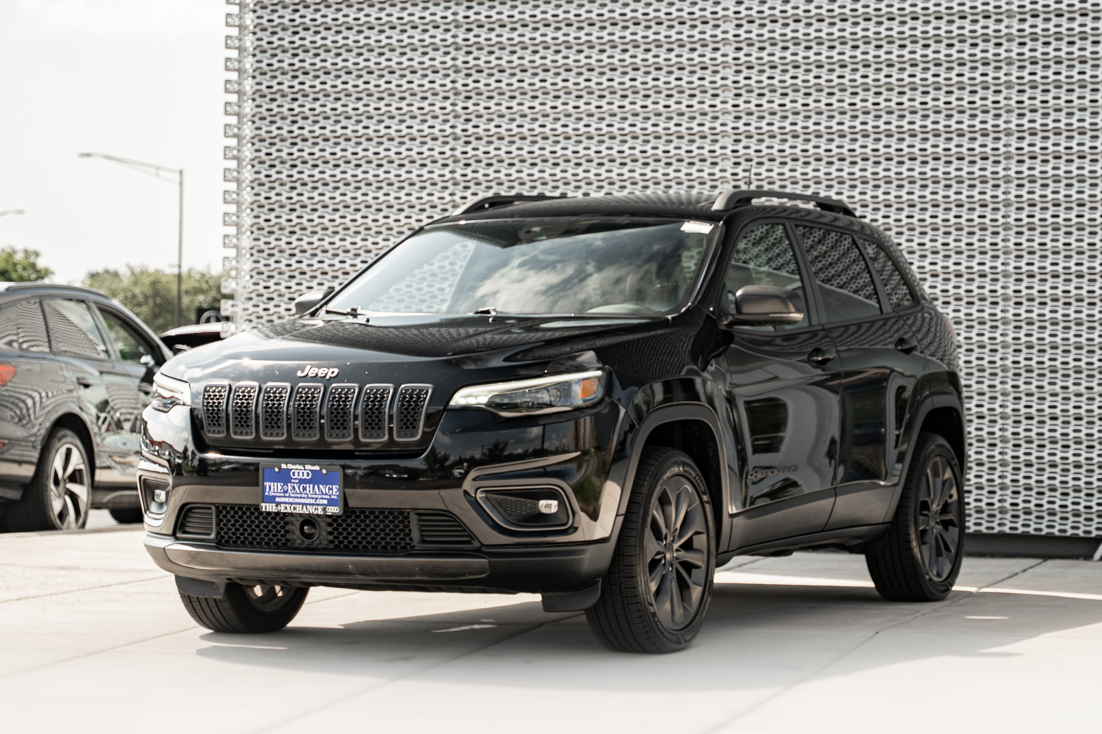 Used 2021 Jeep Cherokee Latitude Lux 80th Anniv w/ Quick Order Package 26U 80TH AWD/4WD image 7