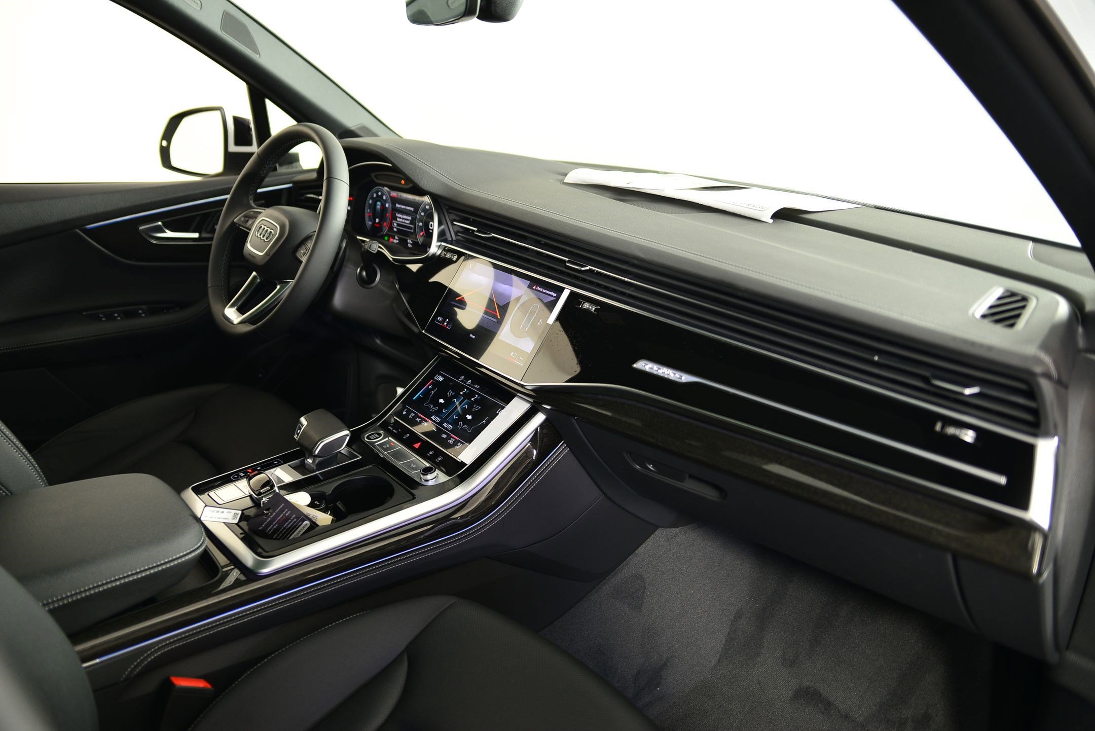 New 2025 Audi Q7 3.0T Premium Plus image 18