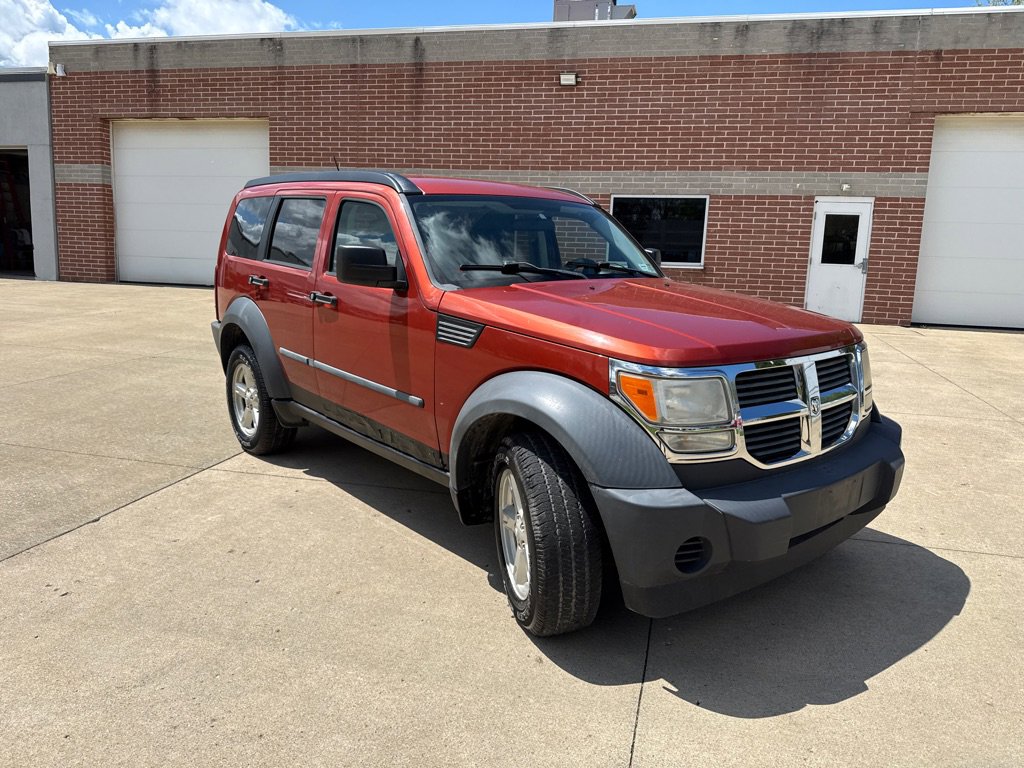 Used 2007 Dodge Nitro SXT AWD/4WD image 3