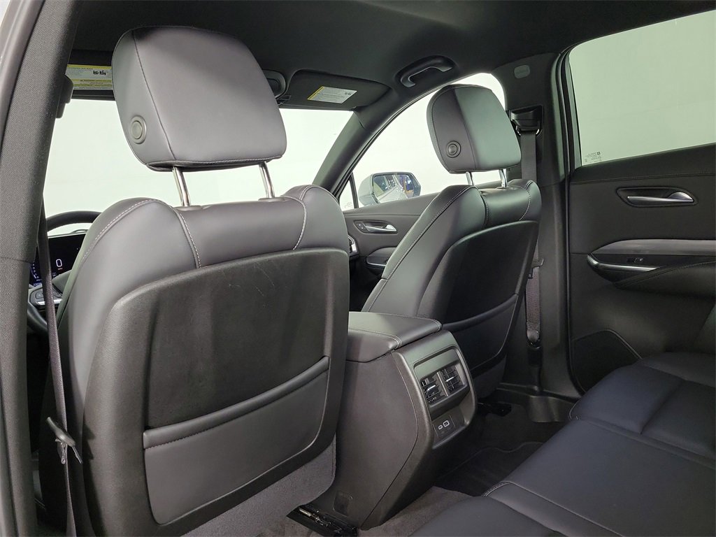 Certified 2025 Cadillac XT4 Premium Luxury image 12