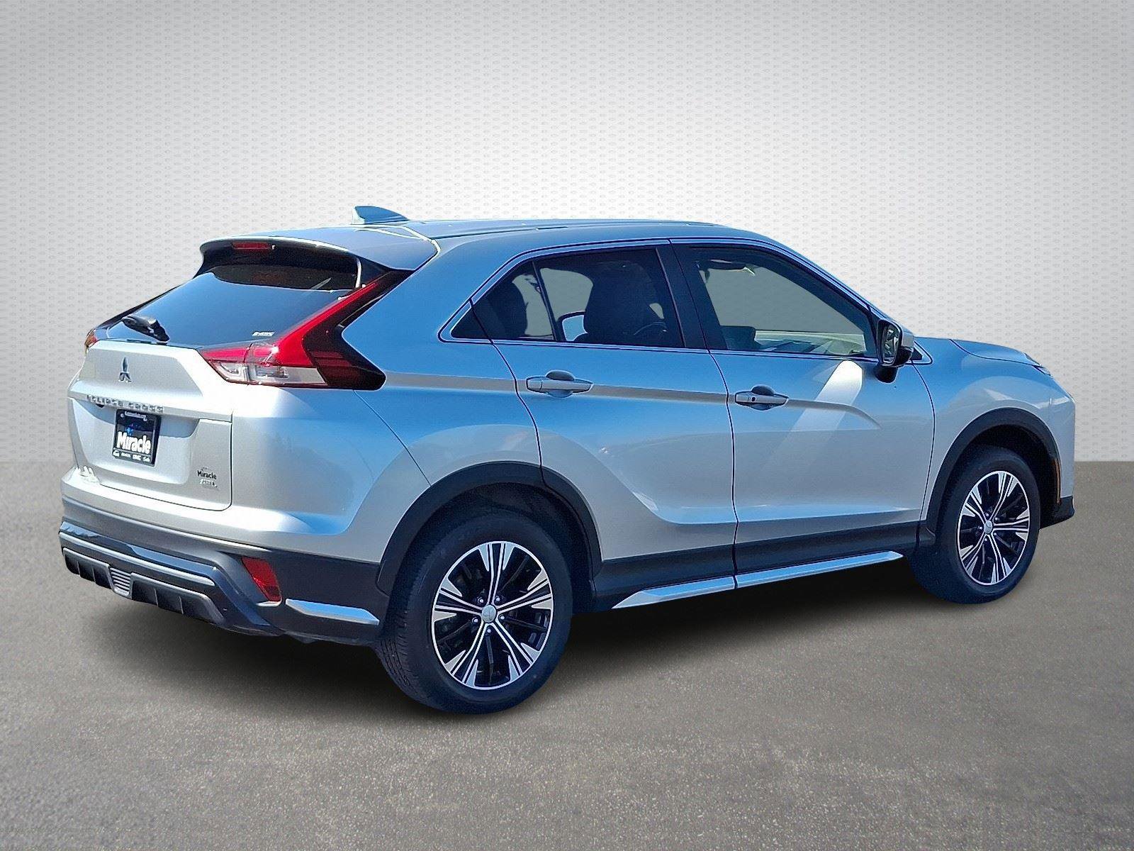 Used 2022 Mitsubishi Eclipse Cross SEL image 6