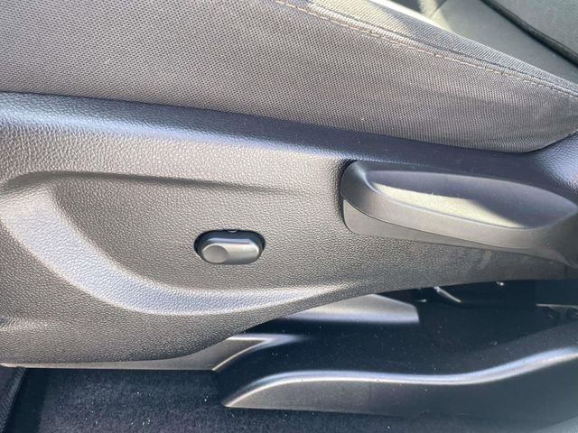 Used 2022 Chevrolet Trax LS AWD/4WD image 15