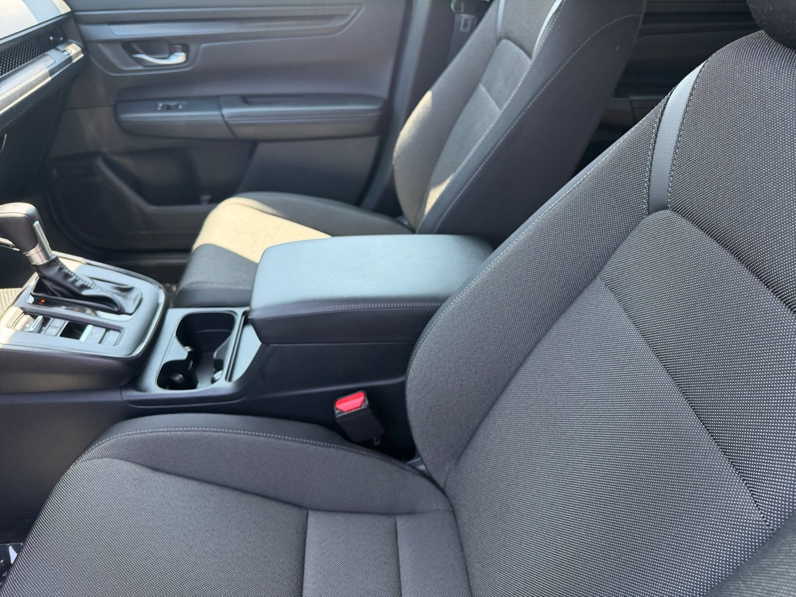 Used 2025 Honda CR-V LX image 16