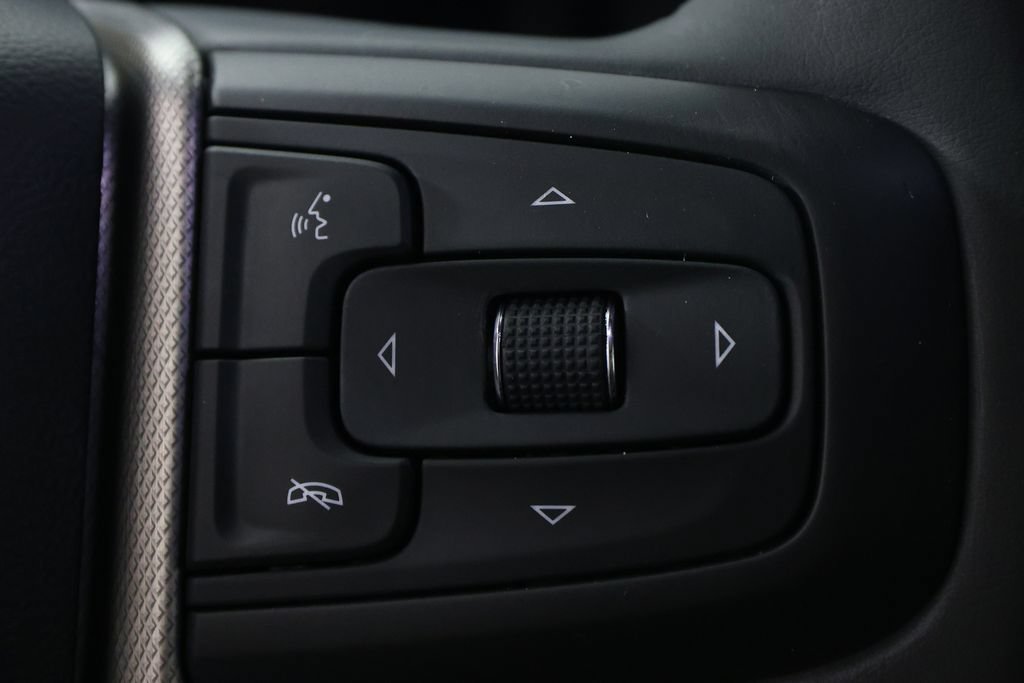 Used 2024 GMC Yukon Denali RWD image 24