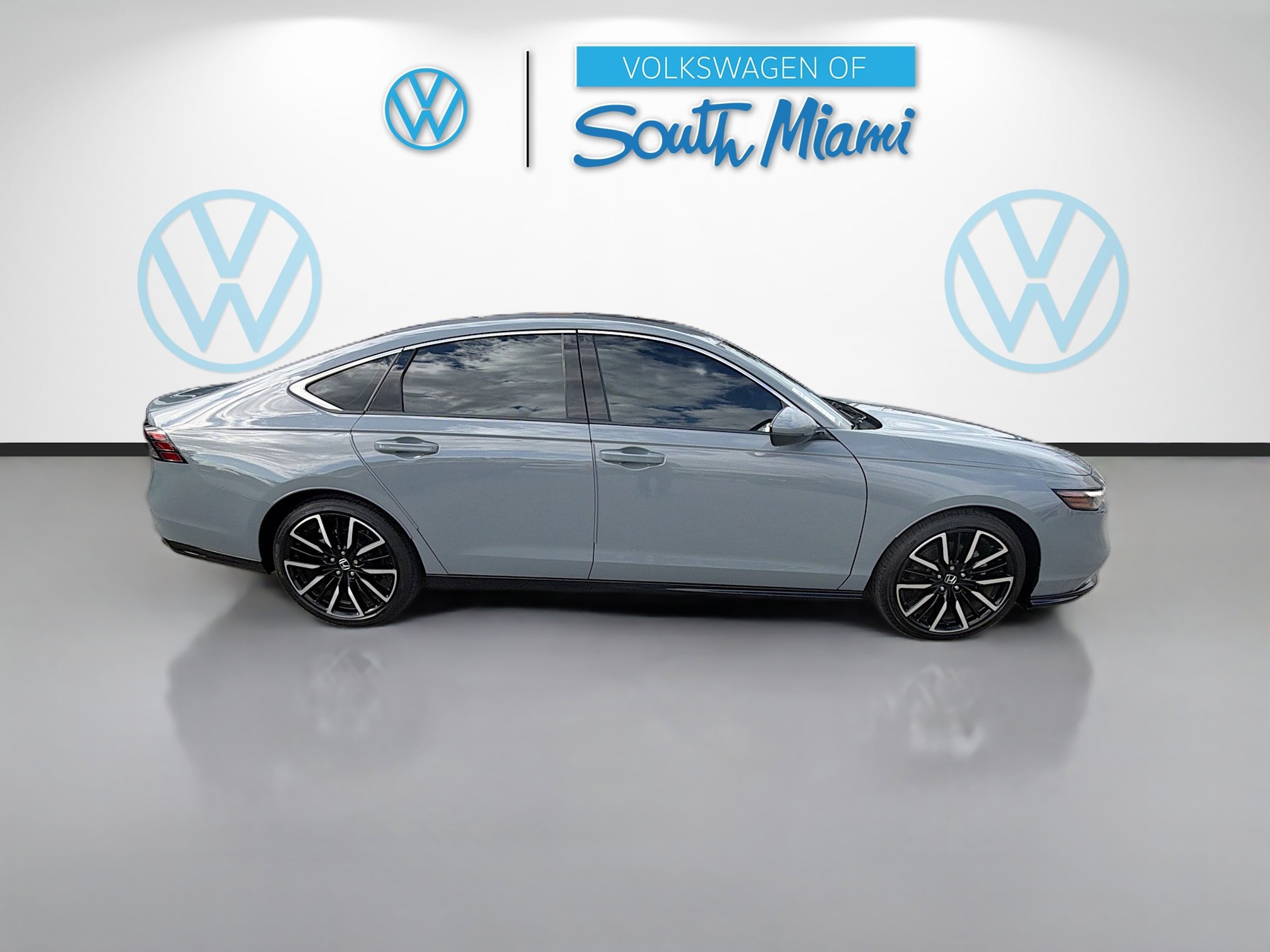 Used 2023 Honda Accord Touring image 8