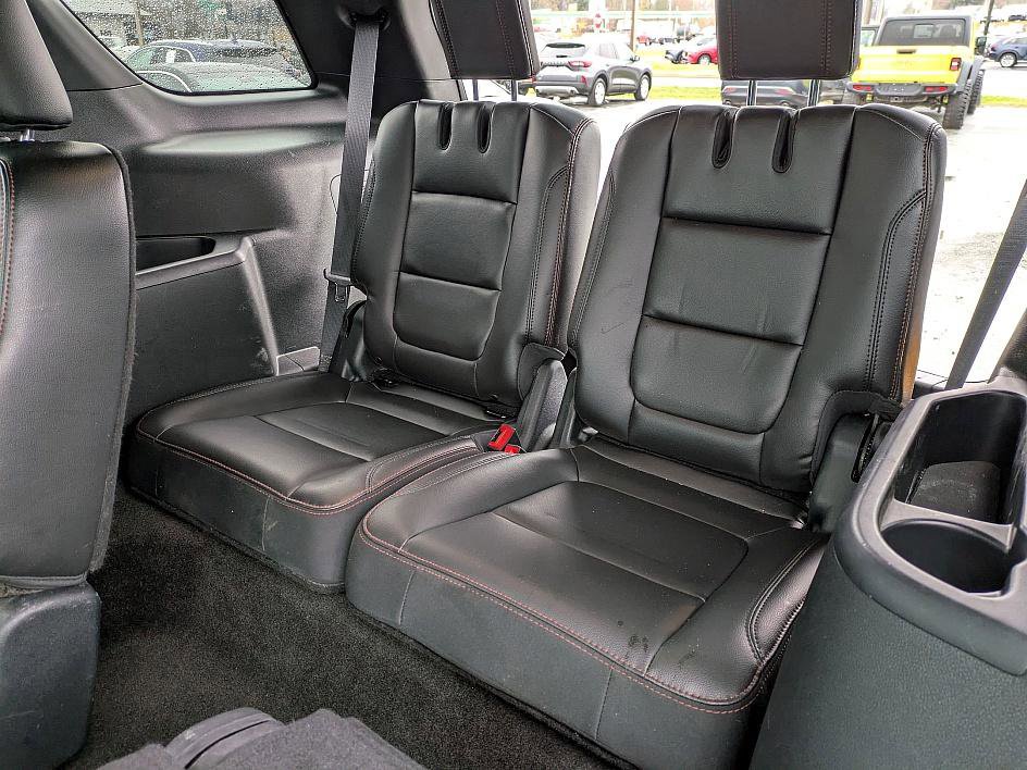 Used 2018 Ford Explorer Sport w/ Equipment Group 401A image 28