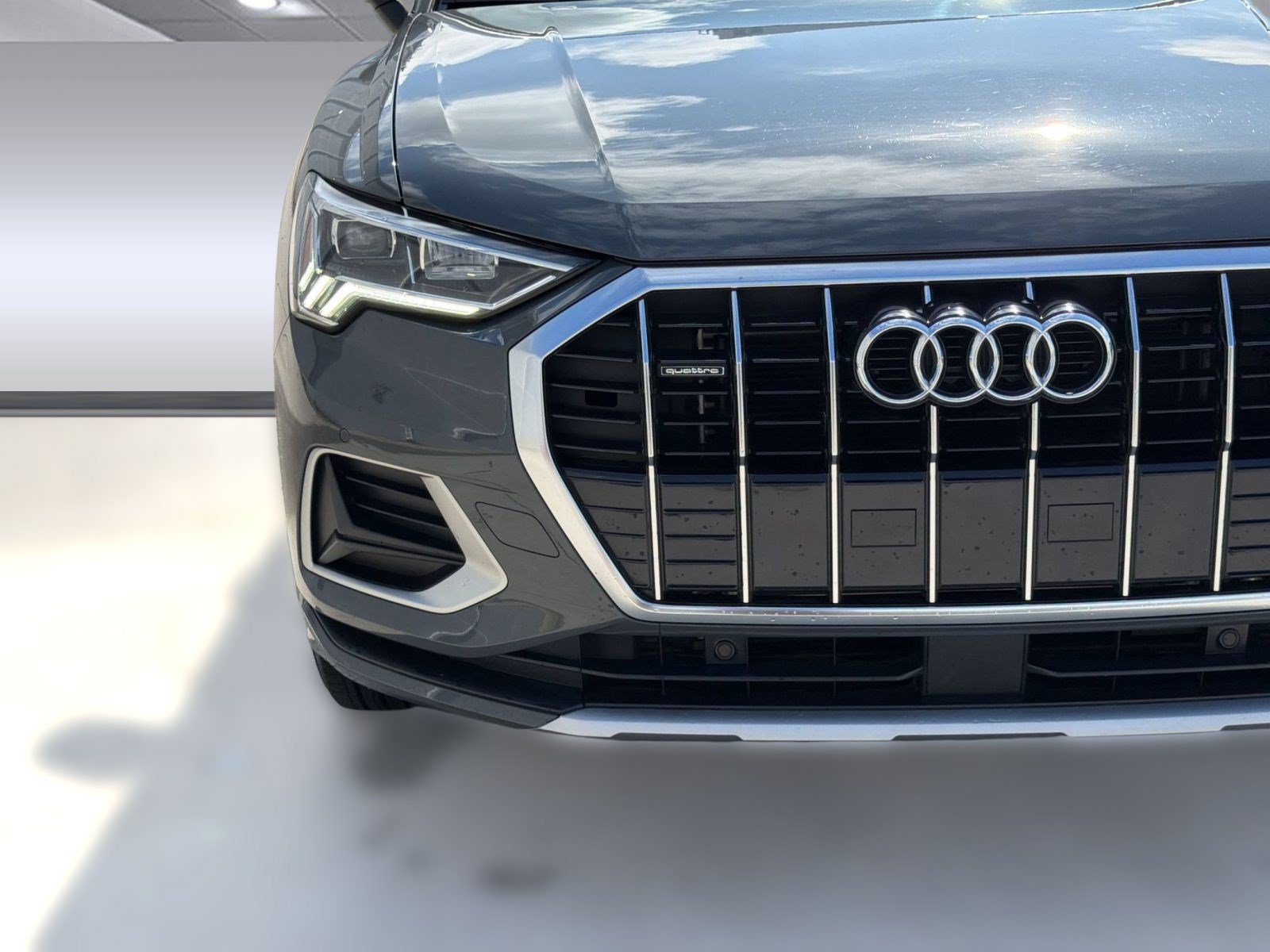 Used 2020 Audi Q3 2.0T Premium Plus w/ Premium Plus Package AWD/4WD image 6