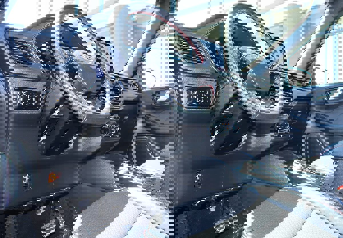 Used 2023 Ford Escape ST-Line image 41