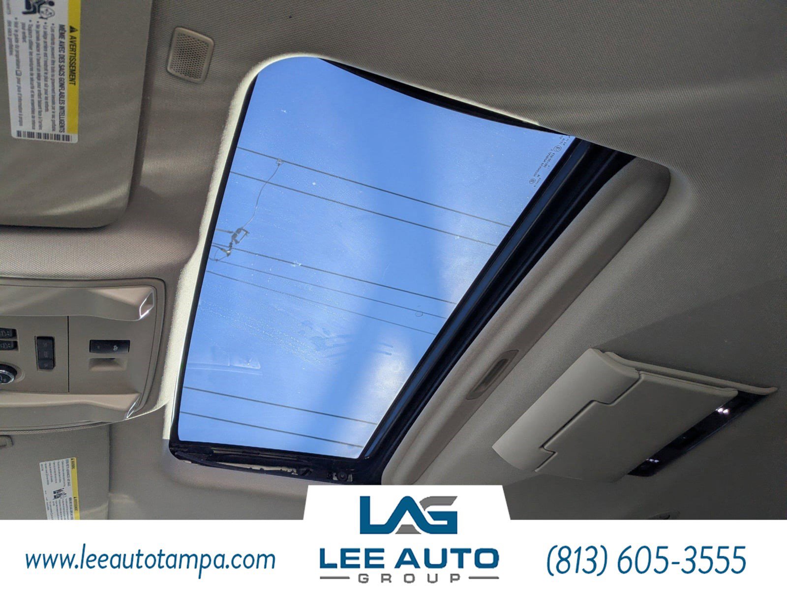 Used 2015 Cadillac Escalade Premium image 24