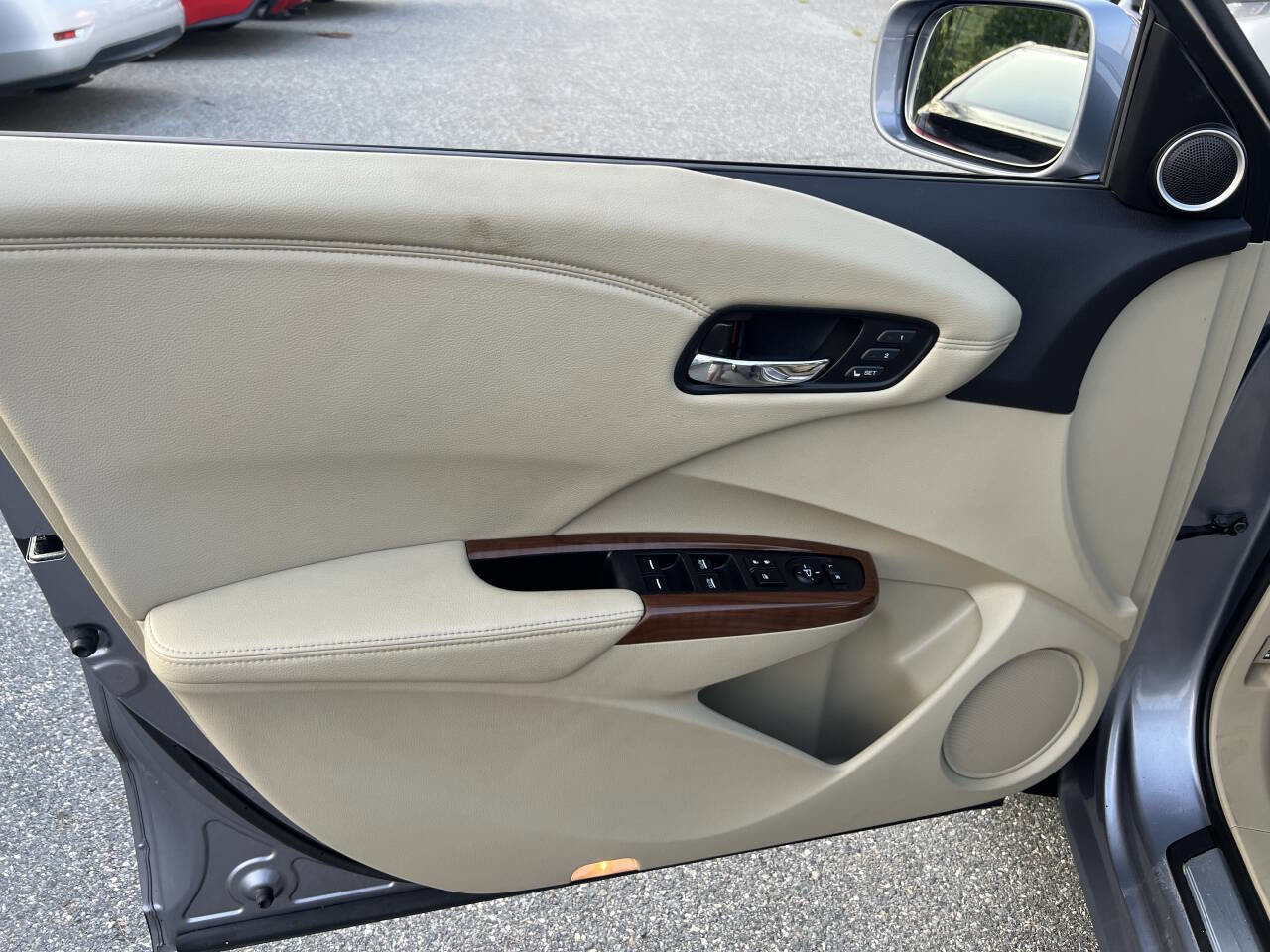 Used 2015 Acura RDX AWD w/ Technology Package image 24
