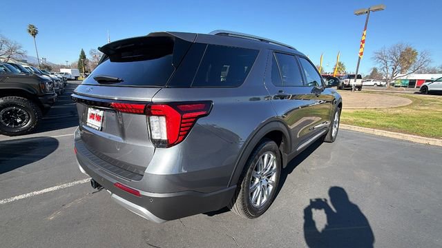 New 2026 Ford Explorer Platinum image 4